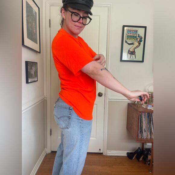 80s Vintage Bright Orange Single Stitch Cotton Poly Blend T Shirt - Sz Large - Picture 3 of 7